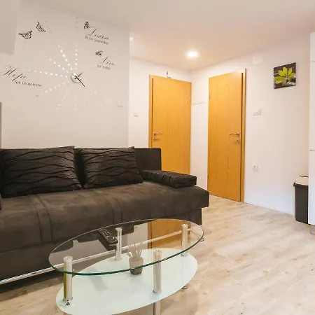 דירה Blue Door *