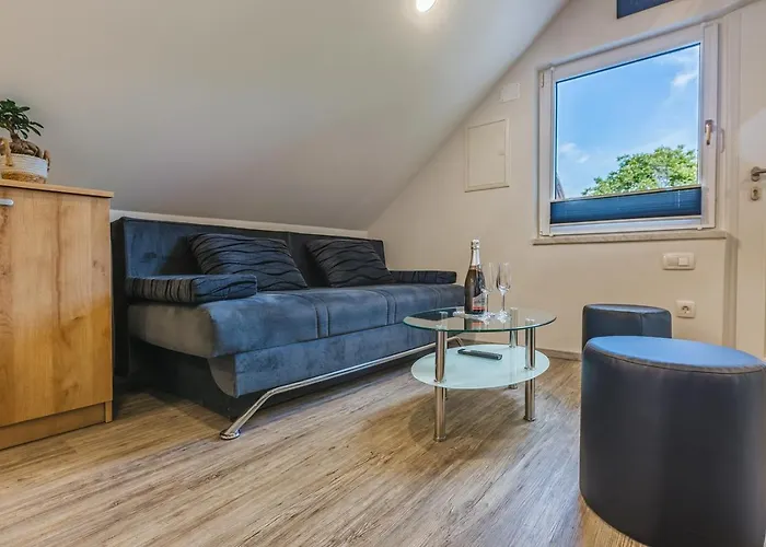 Blue Door Apartman *